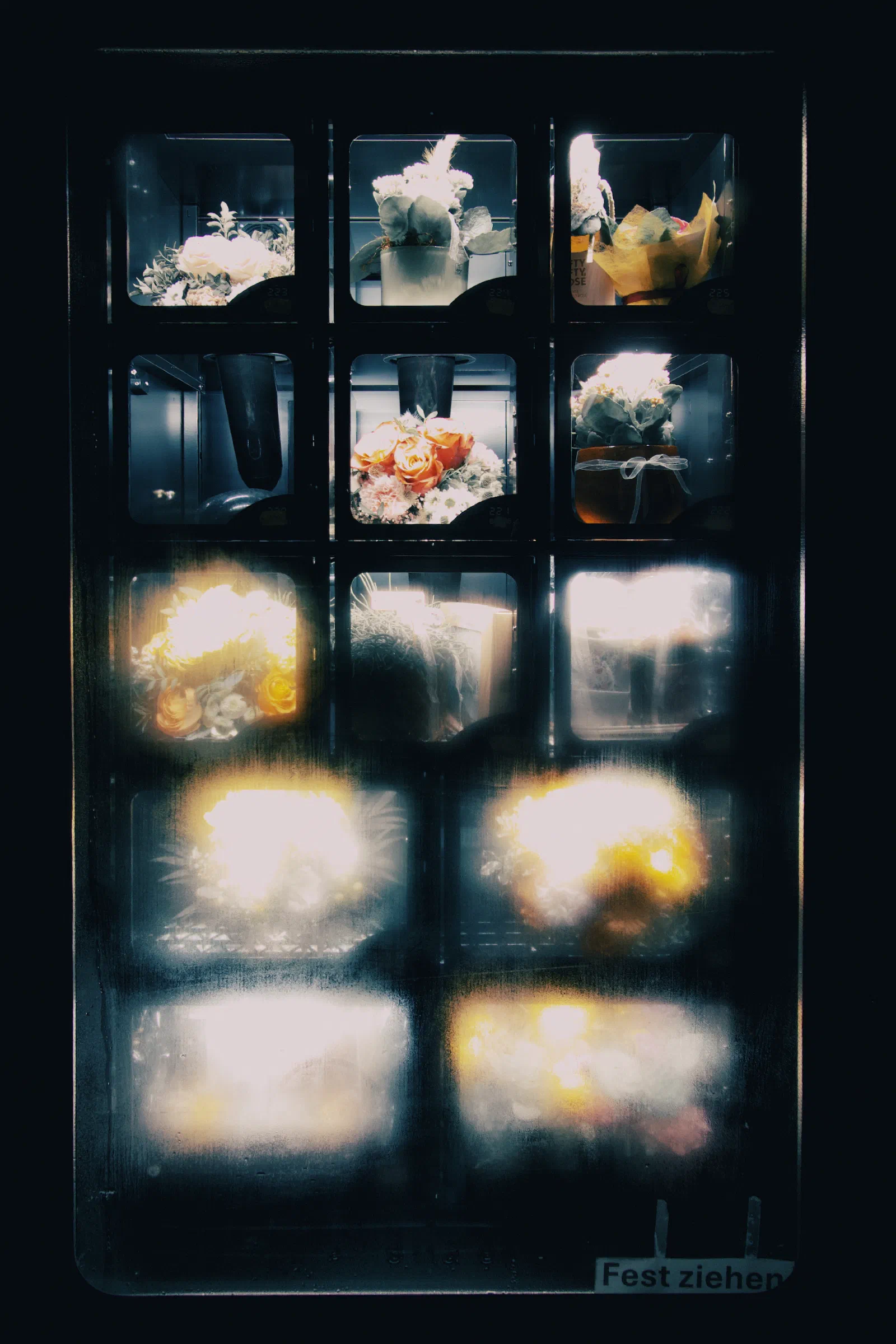 Flower vending machine in Mayrhofen